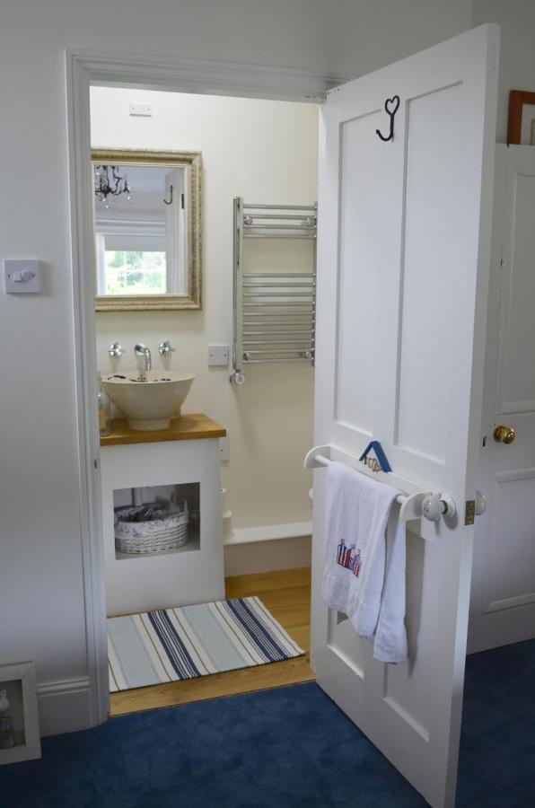 Stroud House Bed & Breakfast เฟรชวอเตอร์ ภายนอก รูปภาพ