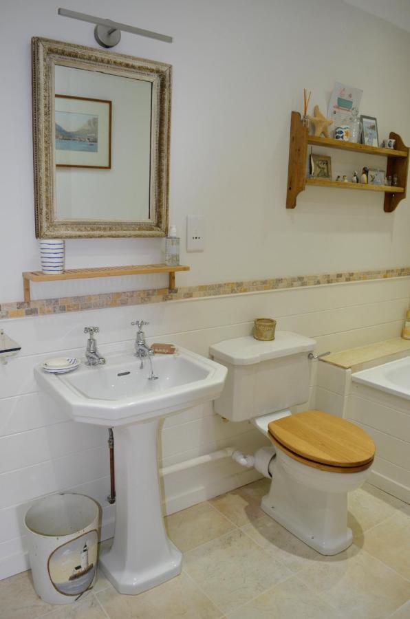 Stroud House Bed & Breakfast เฟรชวอเตอร์ ภายนอก รูปภาพ